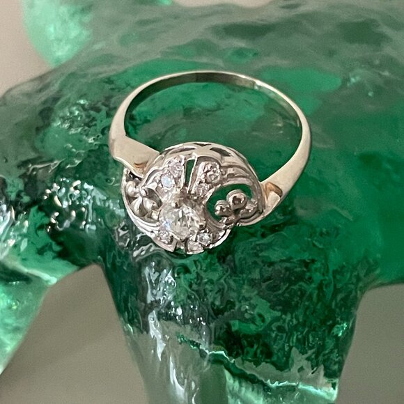 Vintage 14kt White Gold Round Brilliant Cut Diamond Ring Size 8-8.5 - Picture 2 of 10